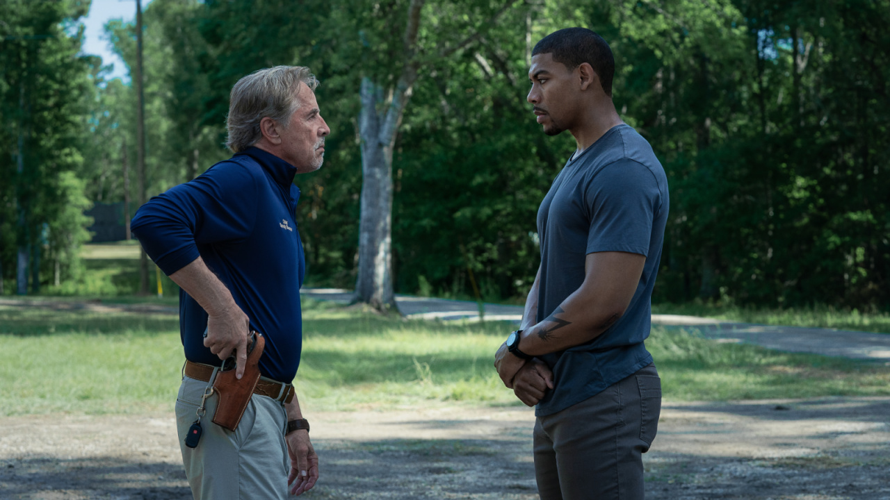 (L to R) Don Johnson as Chief Sandy Burns and Aaron Pierre as Terry Richmond in 'Rebel Ridge'. Photo: Alison Riggs/Netflix © 2024.